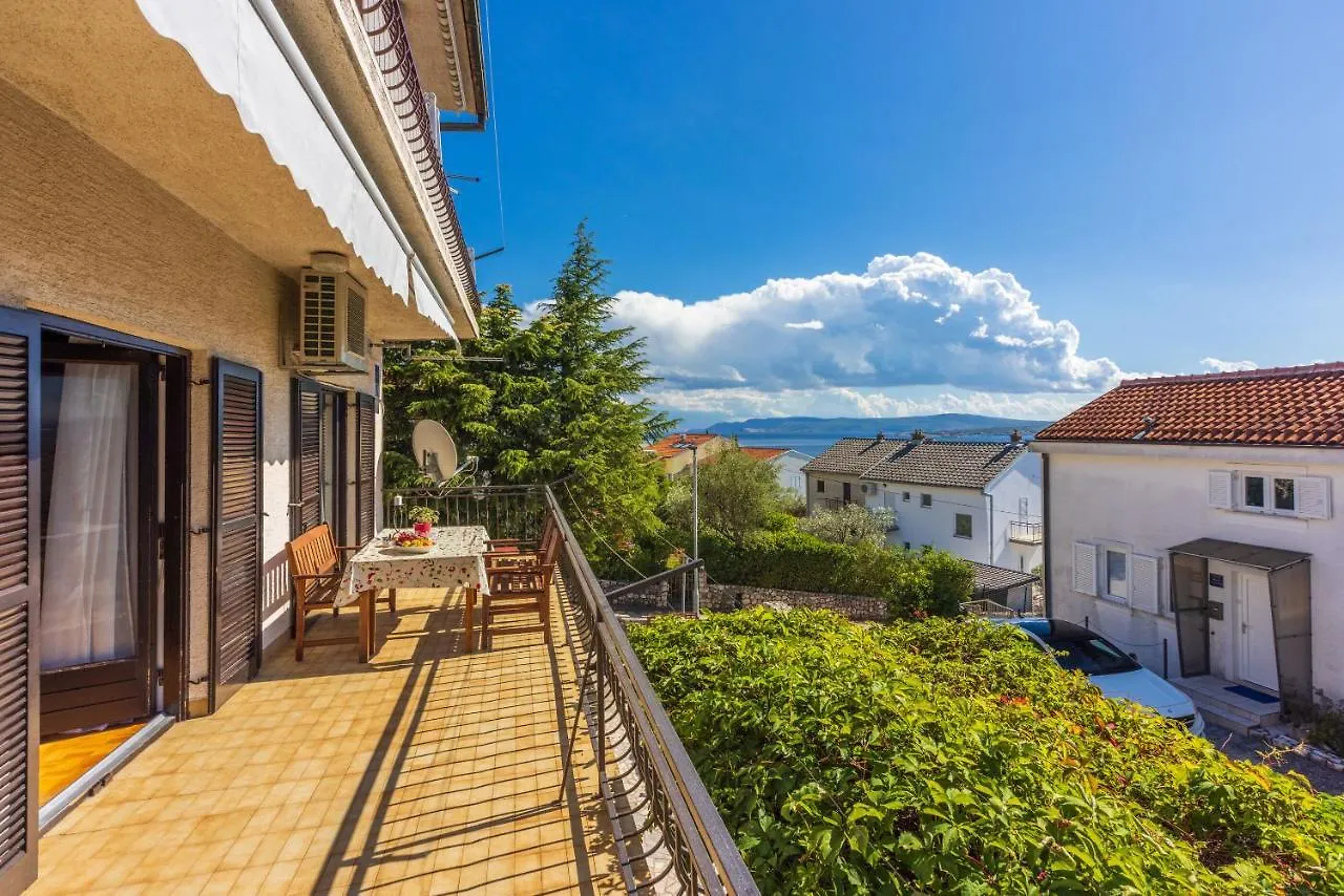 Apartment Suzy Dramalj Croatia