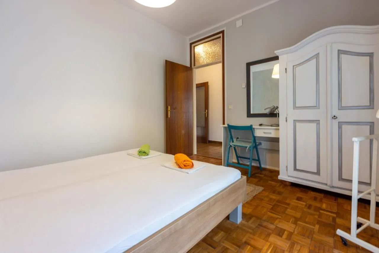 Apartment Suzy Dramalj Croatia